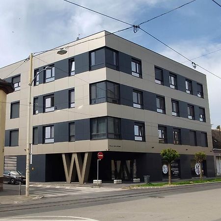 Apartman Waldy Osijek Buitenkant foto