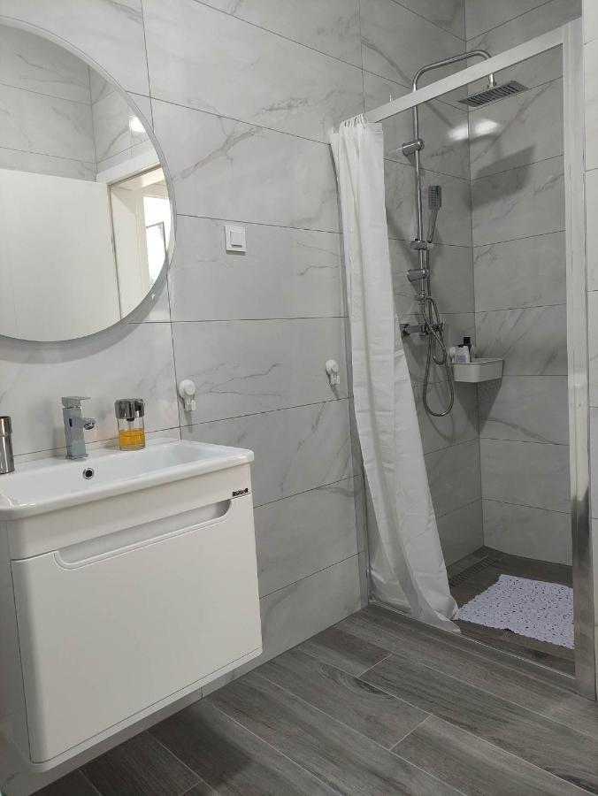 Apartman Waldy Osijek Buitenkant foto